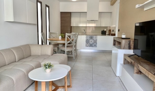 Reventa - Villa -
Cabo Roig - Costa Blanca