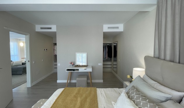 Återförsäljning - Villa -
Orihuela - Inland