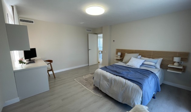 Återförsäljning - Villa -
Orihuela - Inland