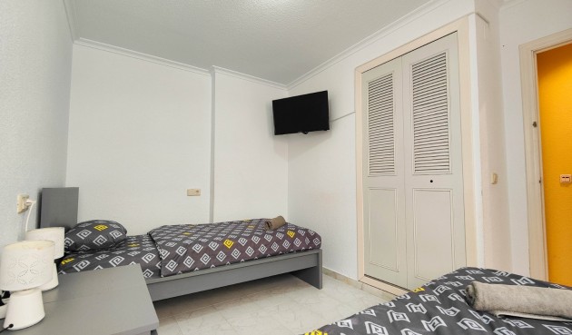 Återförsäljning - Takvåning -
Torrevieja - Costa Blanca