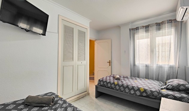 Återförsäljning - Takvåning -
Torrevieja - Costa Blanca