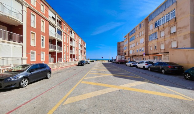 Återförsäljning - Takvåning -
Torrevieja - Costa Blanca