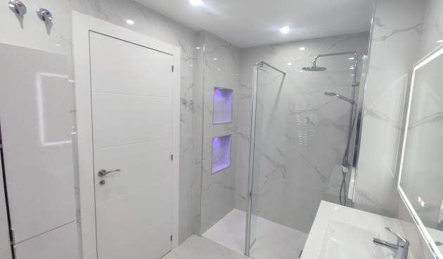 Återförsäljning - Apartment -
Hacienda Riquelme Golf Resort - Inland