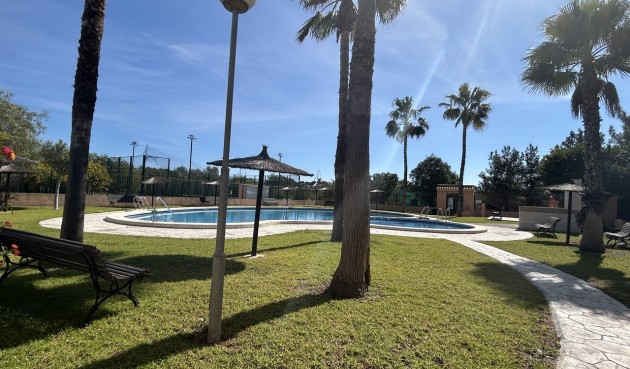 Återförsäljning - Apartment -
Los Altos - Costa Blanca