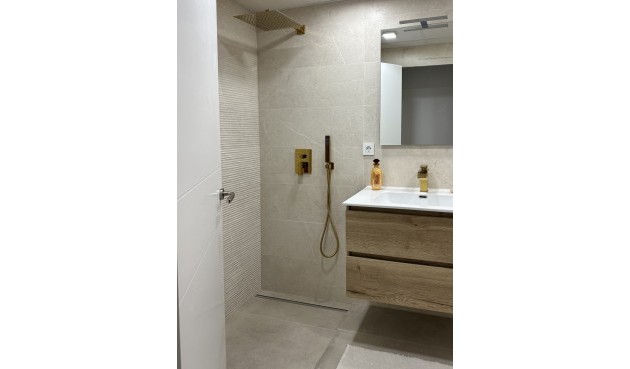 Återförsäljning - Apartment -
Torrevieja - Costa Blanca