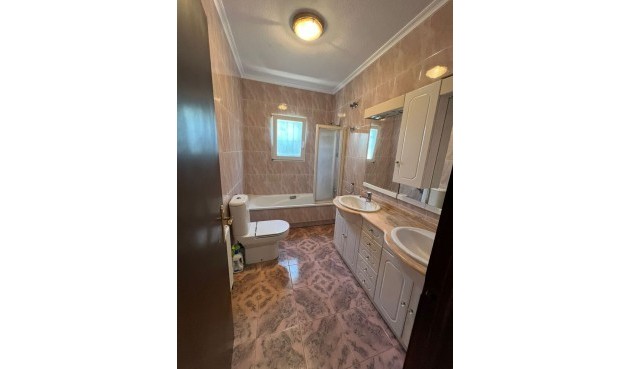 Brukt - Villa -
Playa Flamenca