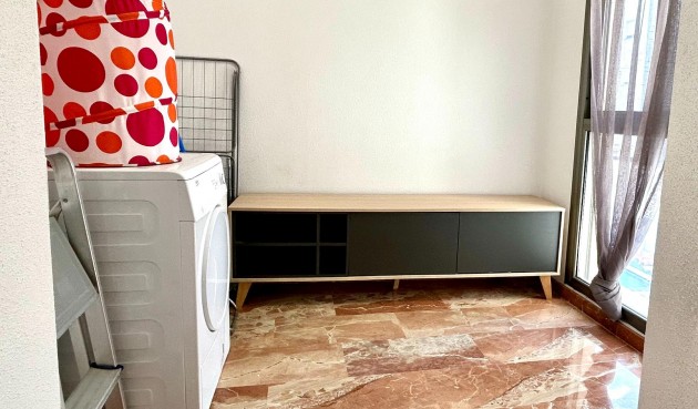 Återförsäljning - Apartment -
Torrevieja - Centro