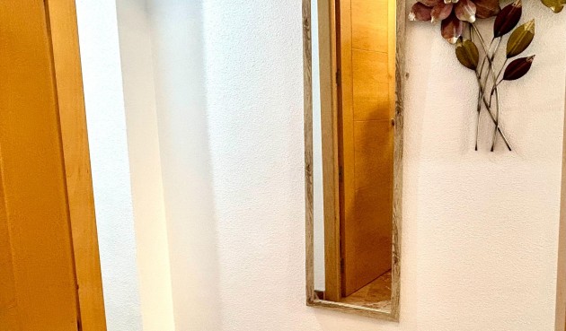 Återförsäljning - Apartment -
Torrevieja - Centro