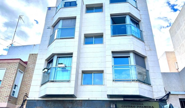 Återförsäljning - Apartment -
Torrevieja - Centro