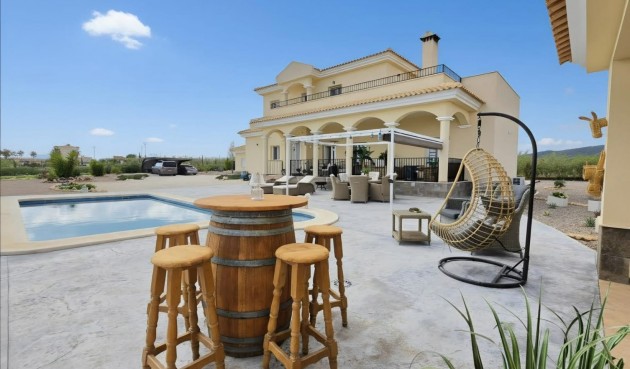 Återförsäljning - Villa -
Pinoso - Inland