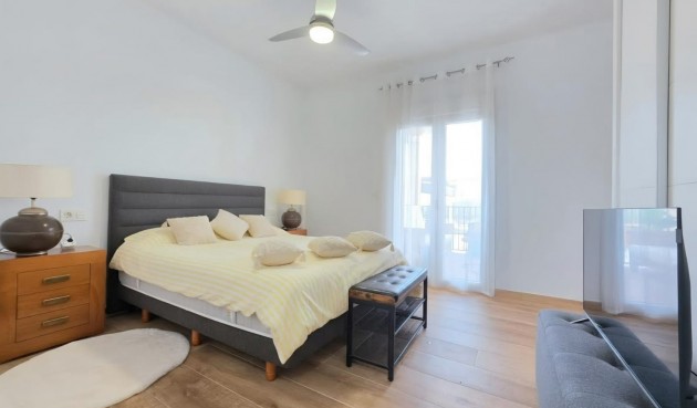 Återförsäljning - Villa -
Pinoso - Inland