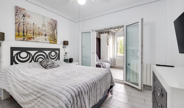 Återförsäljning - Town House -
Torrevieja - Costa Blanca