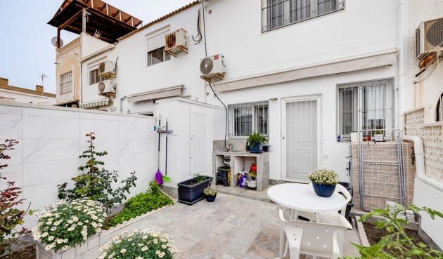 Återförsäljning - Town House -
Torrevieja - Costa Blanca