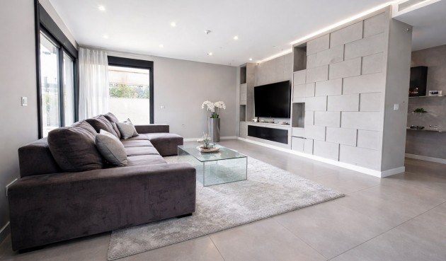 Brukt - Villa -
Los Balcones - Costa Blanca