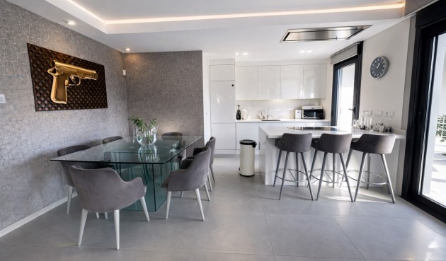 Brukt - Villa -
Los Balcones - Costa Blanca