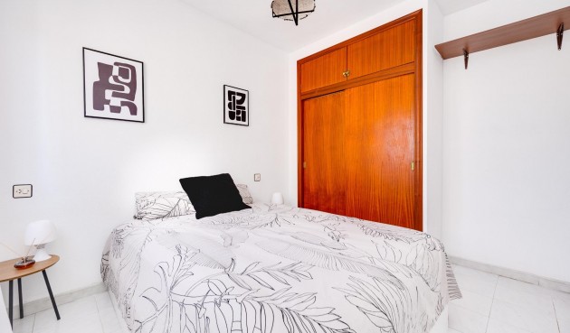 Återförsäljning - Semi Detached -
Torrevieja - Nueva Torrevieja