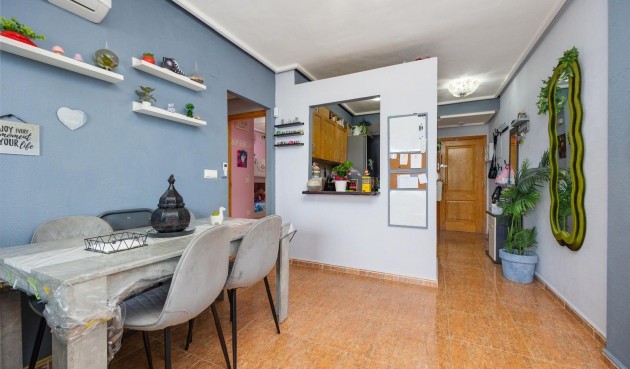 Återförsäljning - Apartment -
Torrevieja - Centro