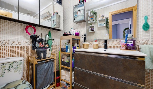 Återförsäljning - Apartment -
Torrevieja - Centro