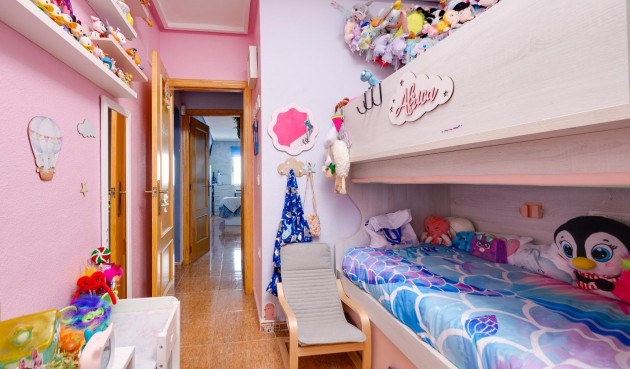 Återförsäljning - Apartment -
Torrevieja - Centro