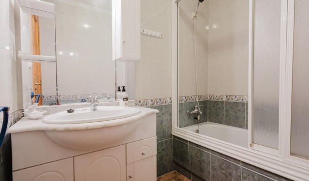 Återförsäljning - Apartment -
Torrevieja - Costa Blanca