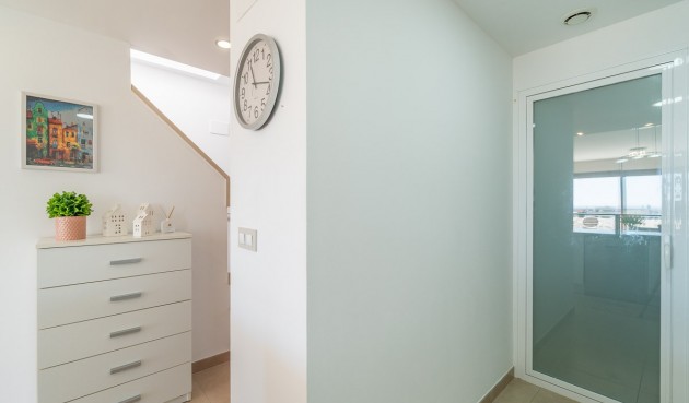 Återförsäljning - Apartment -
Orihuela Costa - Costa Blanca