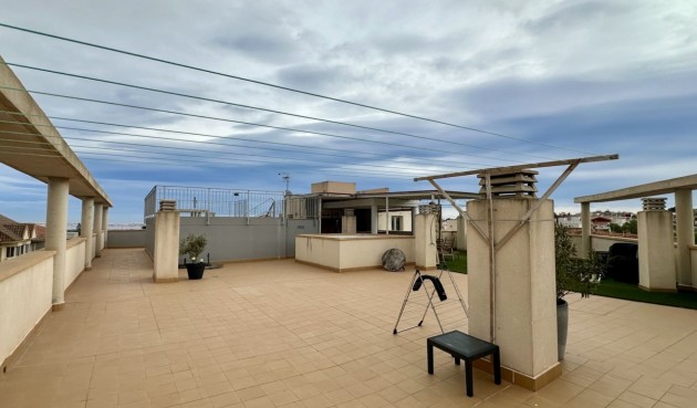 Återförsäljning - Apartment -
San Miguel de Salinas - Inland