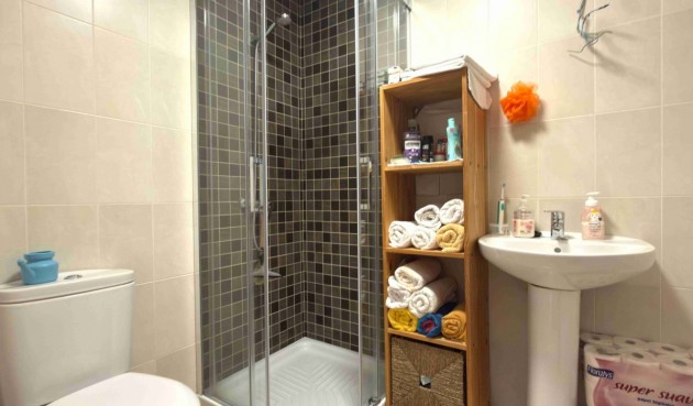 Återförsäljning - Apartment -
San Miguel de Salinas - Inland