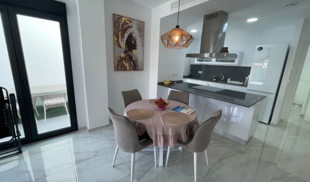 Återförsäljning - Villa -
Benijofar - Costa Blanca