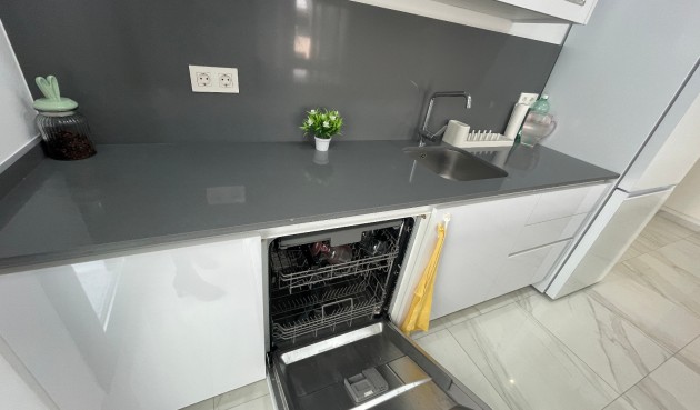 Återförsäljning - Villa -
Benijofar - Costa Blanca