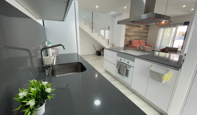 Återförsäljning - Villa -
Benijofar - Costa Blanca