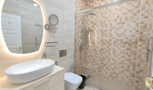 Återförsäljning - Villa -
Pinoso - Inland