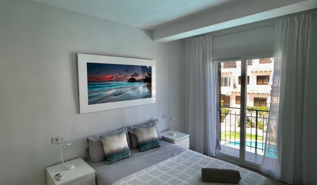 Återförsäljning - Apartment -
Cabo Roig - Costa Blanca