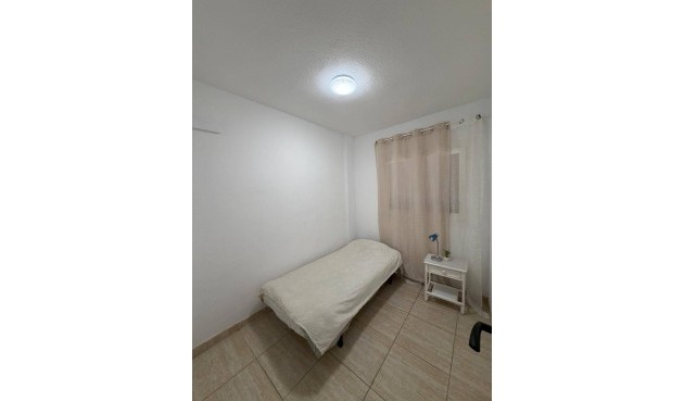 Återförsäljning - Apartment -
Orihuela Costa - La Regia