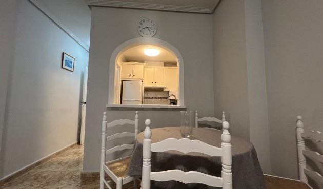 Återförsäljning - Apartment -
Torrevieja - Centro