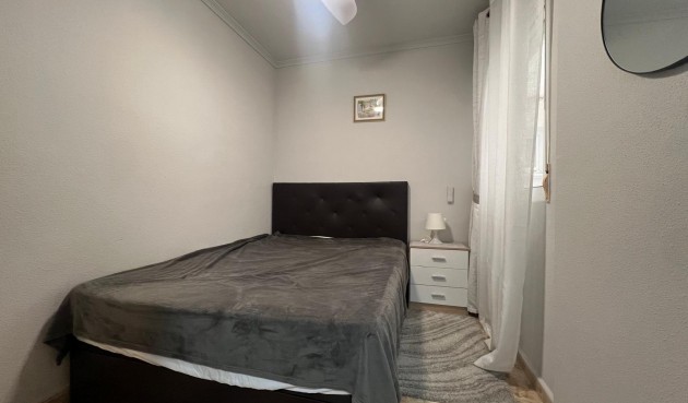 Återförsäljning - Apartment -
Torrevieja - Centro