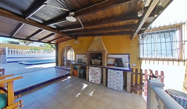 Återförsäljning - Villa -
Torrevieja - Los Balcones