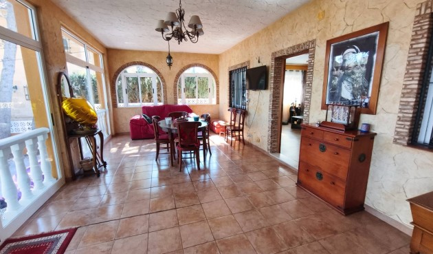 Återförsäljning - Villa -
Torrevieja - Los Balcones