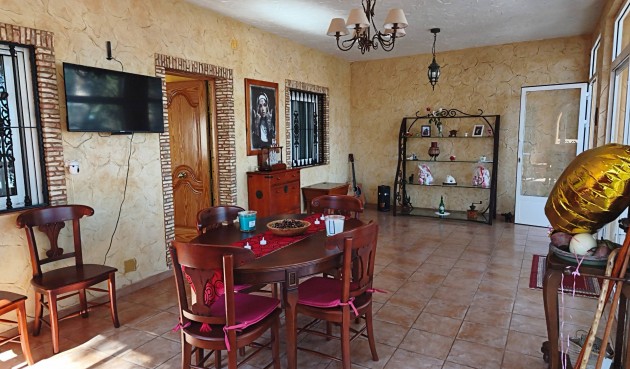 Återförsäljning - Villa -
Torrevieja - Los Balcones