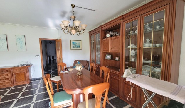 Resale - Apartment -
Torrevieja - Centro