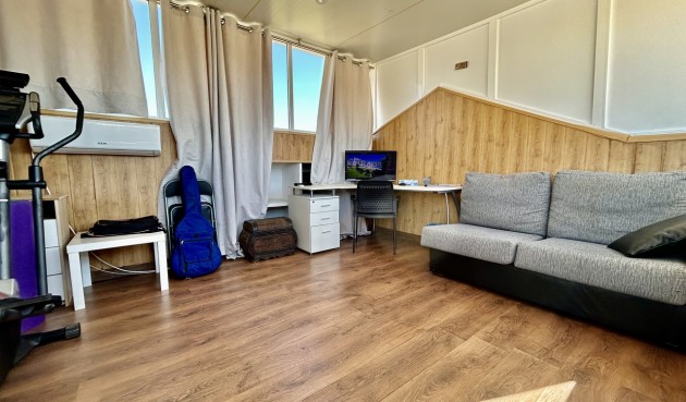 Återförsäljning - Apartment -
Punta Prima - Costa Blanca