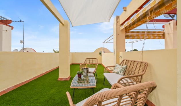 Återförsäljning - Town House -
Playa Flamenca - Costa Blanca