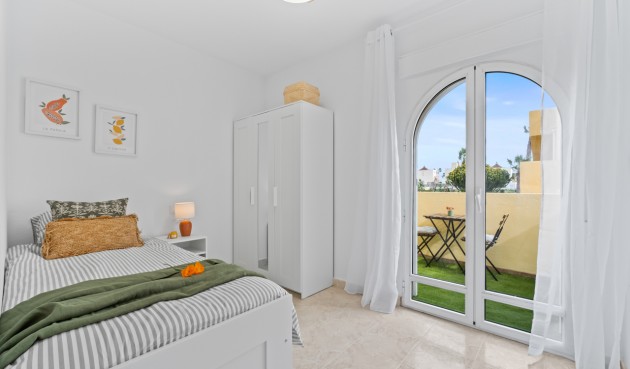 Återförsäljning - Town House -
Playa Flamenca - Costa Blanca