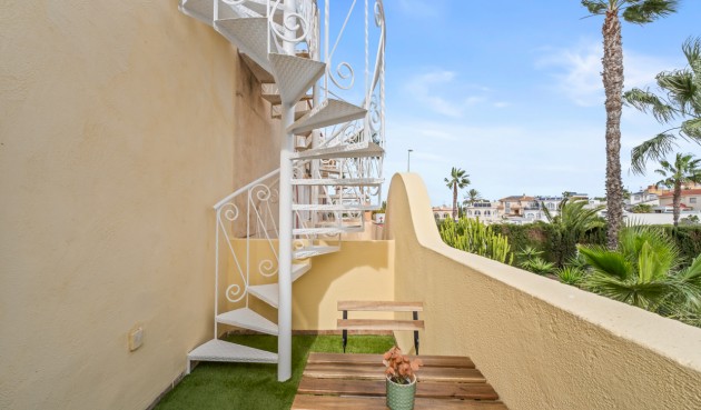 Återförsäljning - Town House -
Playa Flamenca - Costa Blanca