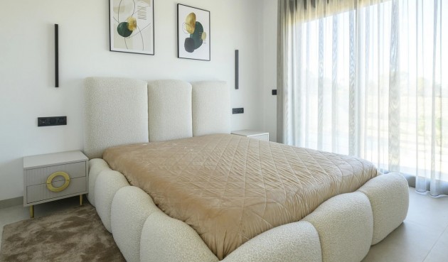 Återförsäljning - Villa -
Las Colinas Golf - Costa Blanca