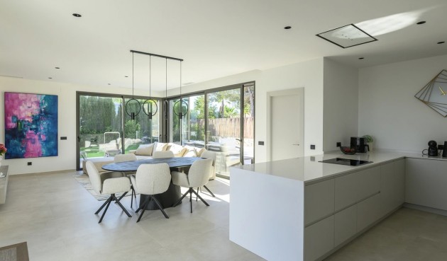 Återförsäljning - Villa -
Las Colinas Golf - Costa Blanca