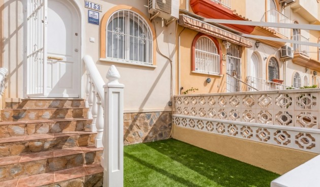 Återförsäljning - Town House -
Orihuela Costa - Costa Blanca