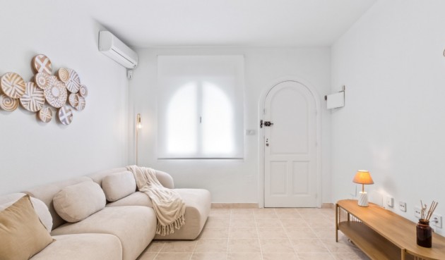 Återförsäljning - Town House -
Orihuela Costa - Costa Blanca