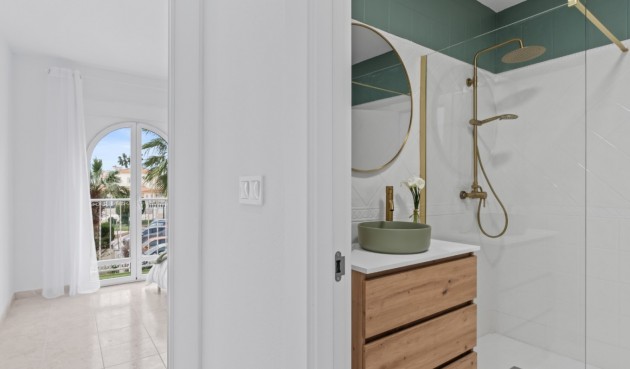 Återförsäljning - Town House -
Orihuela Costa - Costa Blanca