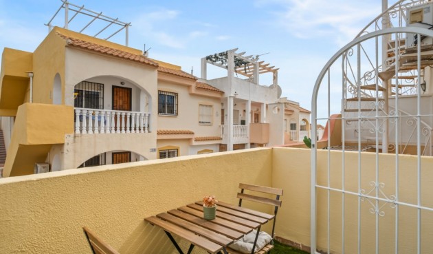 Återförsäljning - Town House -
Orihuela Costa - Costa Blanca
