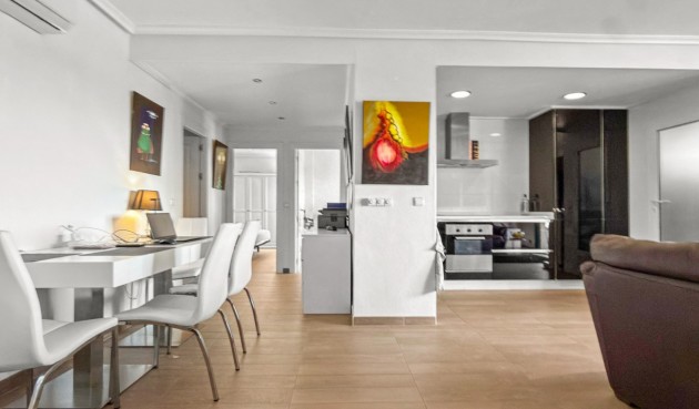 Återförsäljning - Apartment -
Orihuela Costa - Costa Blanca